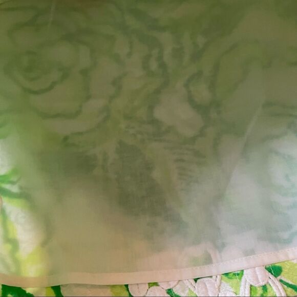 Lilly Pulitzer Tate Skirt in Heartbreaker Green Floral St. Patrick Print - Picture 7 of 8